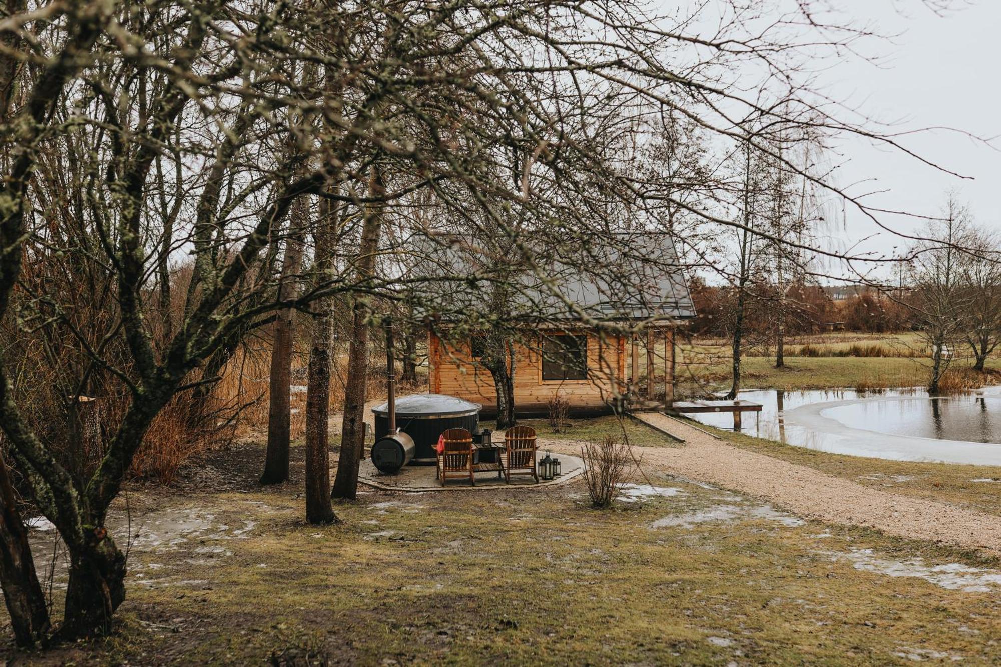 Apartamento Labiesi Jūrkalne Exterior foto